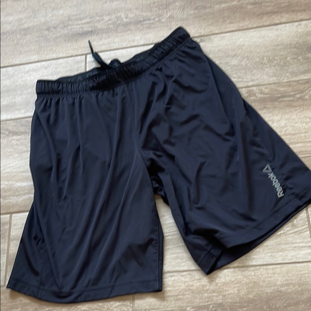 Reebok Shorts MEDIUM